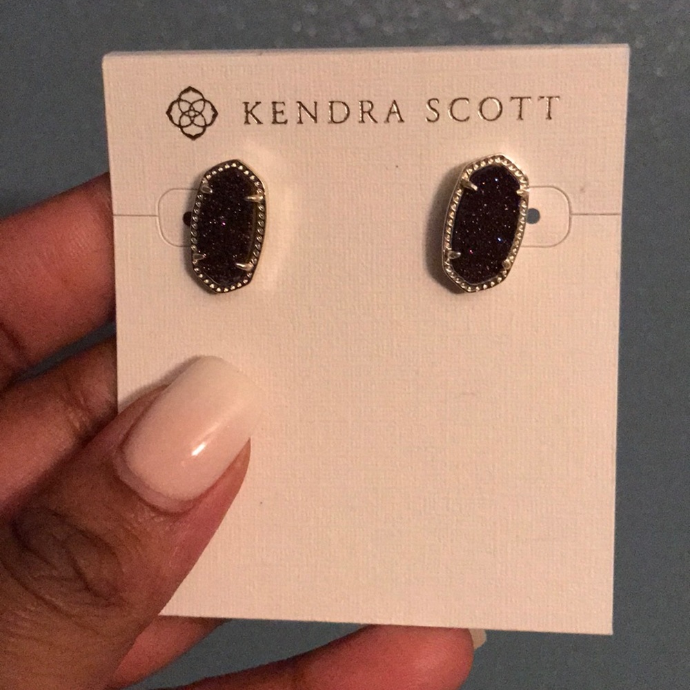 🌚NOT FOR SALE 🌚